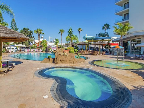 Stamatia Hotel