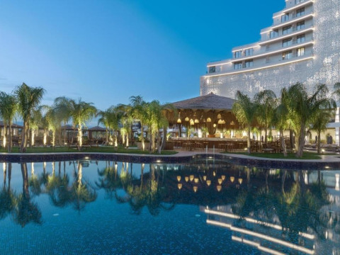 Grand Sapphire Resort