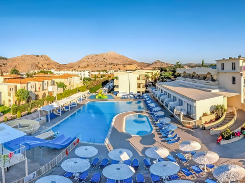 Delfinia Resort