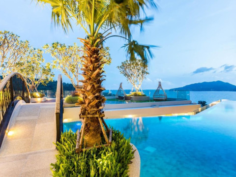Crest Resort & Pool Villas Phuket