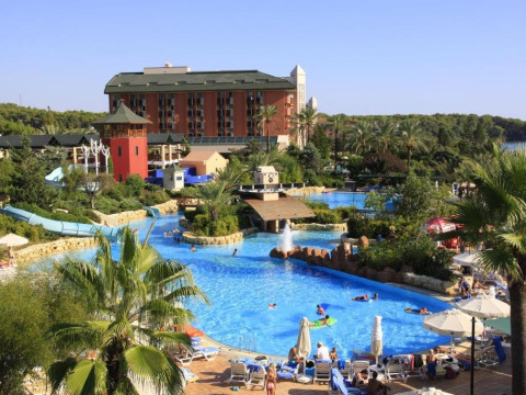 AQI Pegasos Resort