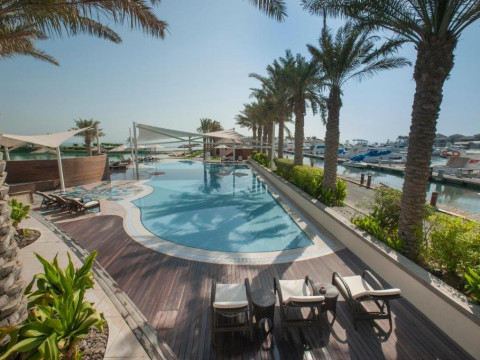 Al Bander Resort 