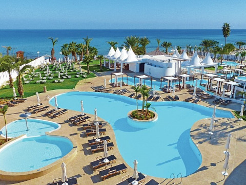Sunrise Pearl Hotel & Spa