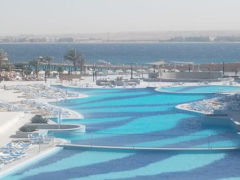 SRNTY Sahl Hasheesh