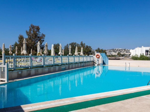 Smart Stay Beach Hotel