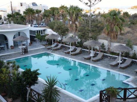 Ira Apartments Kamari Santorini