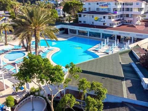 Sandy Beach Hotel