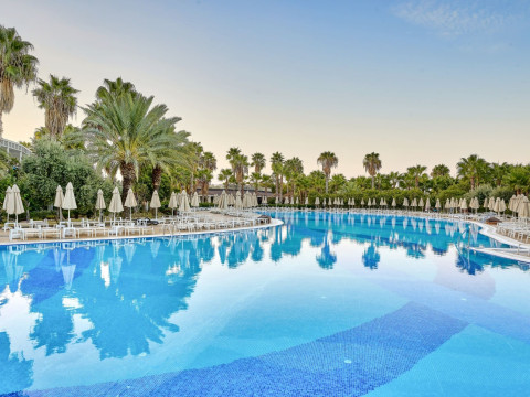 Seaden Sea World Resort