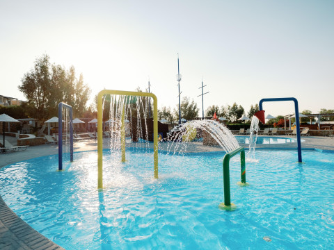 Kiotari Miraluna Beach Resort
