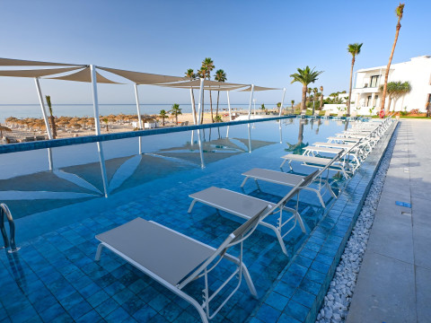 One Resort Premium
