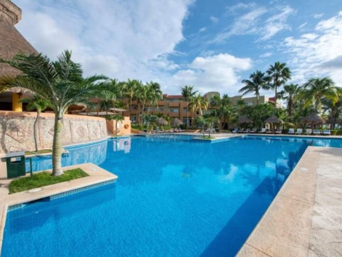 Viva Wyndham Azteca