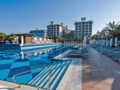 Quattro Beach SPA