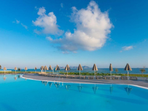 Aeolos Beach Hotel