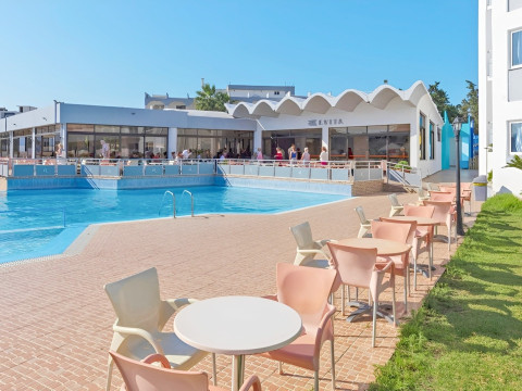 Evi Hotel