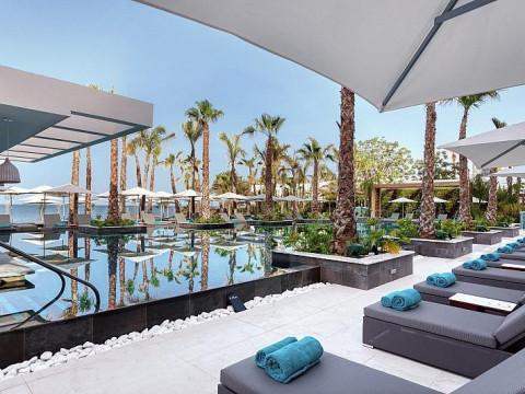 Amavi Hotel
