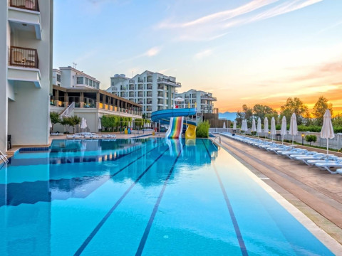 Royal Atlantis Resort 