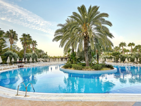 Seaden Sea World Resort