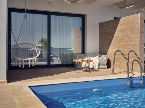 CAVO ORIENT BEACH HOTEL