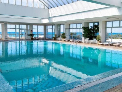 THE ORANGERS BEACH RESORT & BUNGALOWS