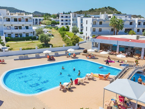 Evi Hotel
