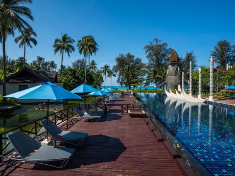 Graceland Khaolak Beach Resort