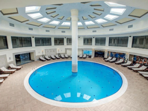 Merit Park Hotel and Casino (Kyrenia)