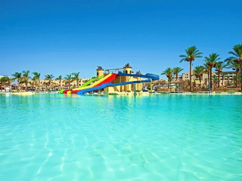 Royal Lagoons Resort and Aqua Park