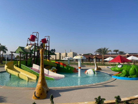 Invidia Coral Beach Tiran