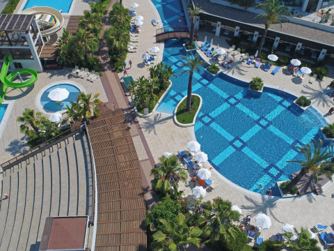 Sunis Evren Beach