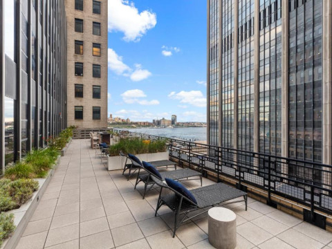 Placemakr Wall Street