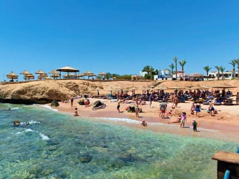 Amphoras Hotel