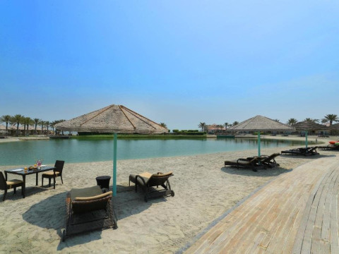 Al Bander Resort 