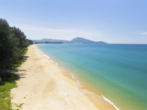 Radisson Blu Resort, Phuket Mai Khao Beach
