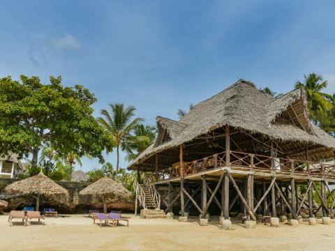 FILAO BEACH BY SANSI