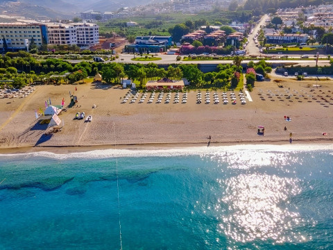 Titan Club Hotel