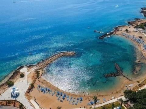 Anais Bay Apartments