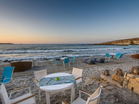Alia Beach Hotel