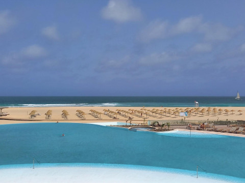 Royal Horizon Ponta Sino