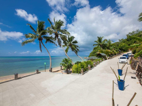 Coco De Mer & Black Parrot Suites