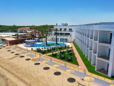 Mimoza Beach Hotel