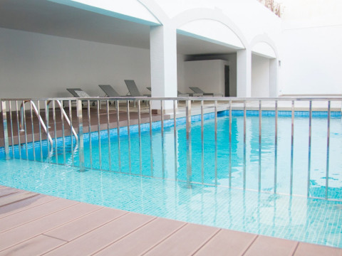 Planet One Hotel