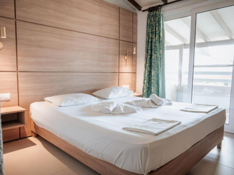 Hotel Platon Beach