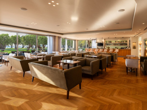 Plaza Resort Hotel