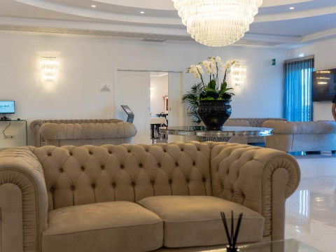 Pm Hotel