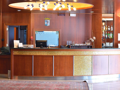 Point Hotel Conselve
