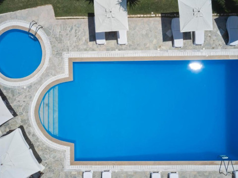 Polos Hotel Paros