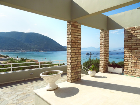 Ponti Beach Hotel