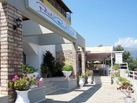 Ponti Beach Hotel