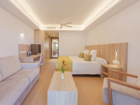 PortBlue Club Pollentia Resort & Spa