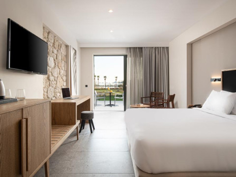 Portes Lithos Luxury Resort